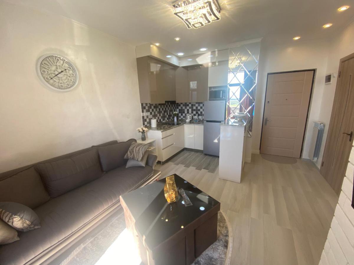 Jasmine Apartment In New Bulvar Batum Dış mekan fotoğraf