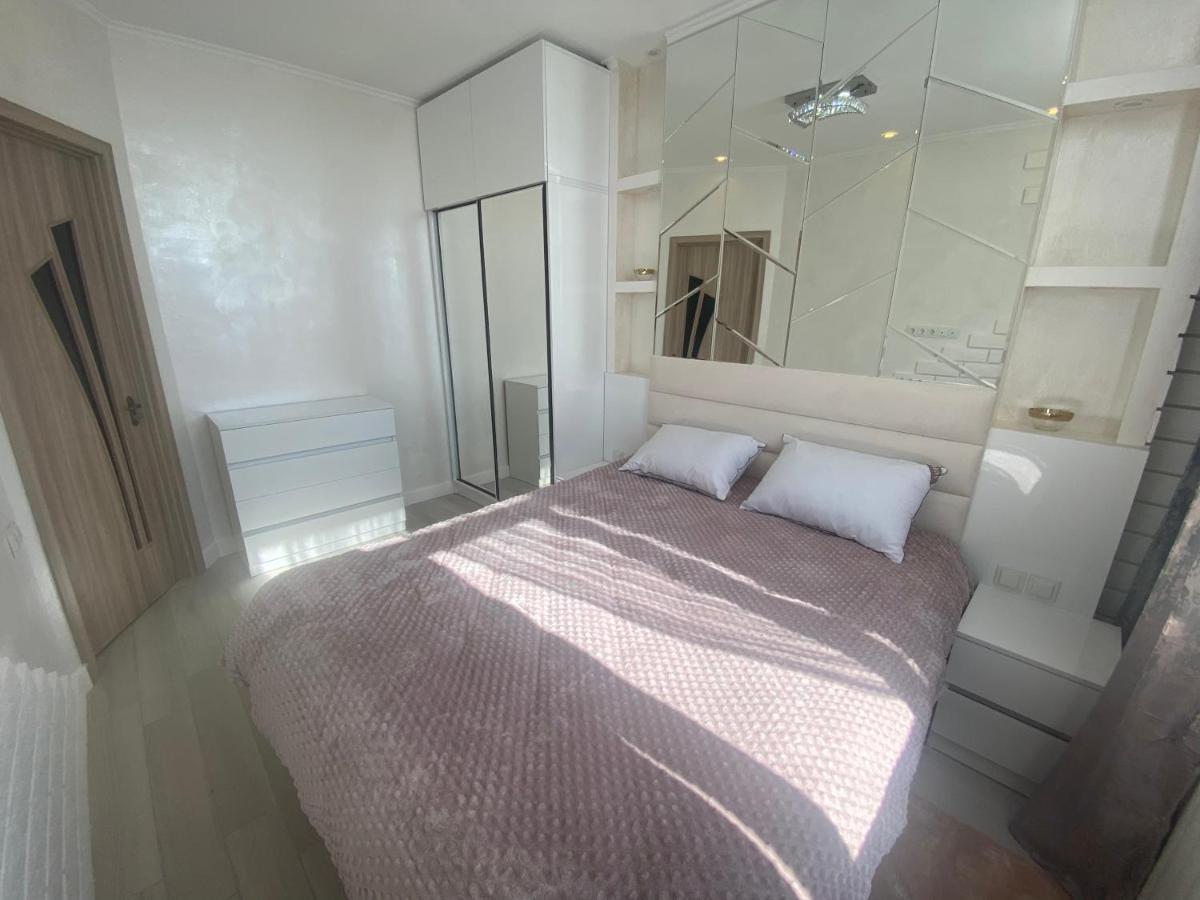 Jasmine Apartment In New Bulvar Batum Dış mekan fotoğraf