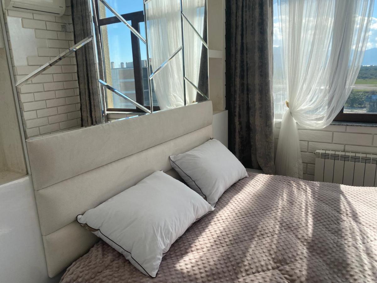 Jasmine Apartment In New Bulvar Batum Dış mekan fotoğraf